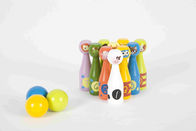 बच्चों के बॉलिंग सेट 10 विभिन्न पशु पिंस और 3 रंग बॉल्स के साथ बच्चा लकड़ी के खिलौने