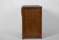 आधुनिक छोटे बेडसाइड टेबल ठोस लकड़ी, 3 दराज बेडसाइड टेबल 19.7 किलोग्राम रबड़ वुड